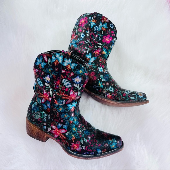 Roper Ingrid Multicolor Floral Ankle Boots in Black Size 8 - Picture 5 of 15
